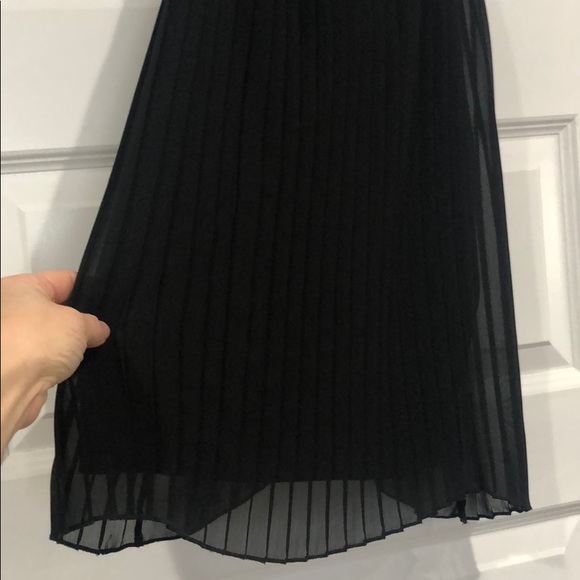 Top - Picture 2 of 5